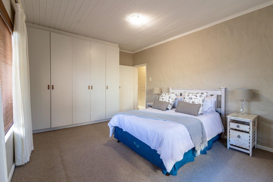 3 Bedroom Property for Sale in Franskraal Western Cape